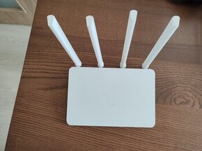 Predám výkonný Wifi Xiaomi Mi Router3