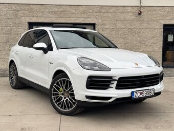 Porsche Cayenne 3.0i 2022/6 Platinum Edition “Chrono” DPH - 1