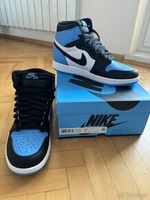 Air Jordan 1 Retro High OG UNC Toe