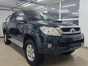 Toyota Hilux REZERVOVANÉ