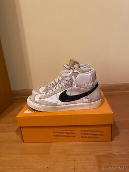 Nike blazer 77 remastered