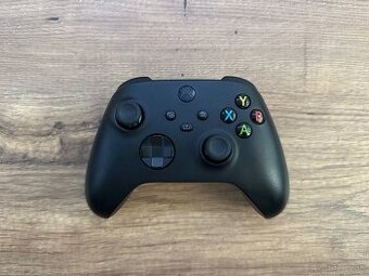 Ovládač na Xbox One / Series X