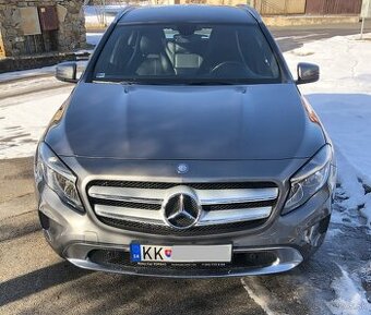 MERCEDES GLA 220 CDI 4MATIC