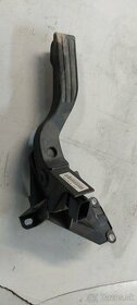 Ford mondeo mk3 plynovy pedal
