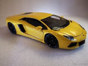 Lamborghini aventador Coupé , 1:24