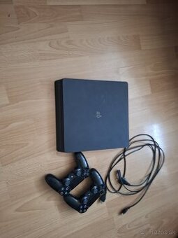 Playstation 4 slim ktomu hry