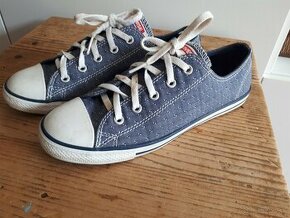 Converse 38, 24cm