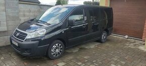 Prenajom 9 miestne vozidlo Fiat Scudo