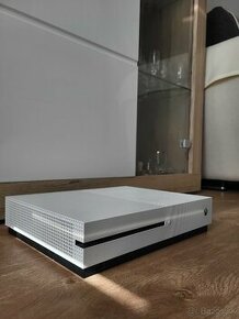 Xbox ONE S 1TB