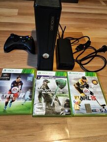 Predám xbox 360 slim +druhý xbox360 slim prikladám zadarmo