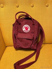 Kapsa turistická - Fjallraven Kanken Sling