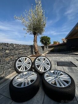 ✅ 5x112 r19 Sirius  octavia superb