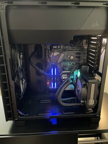 PC Corsair - 1