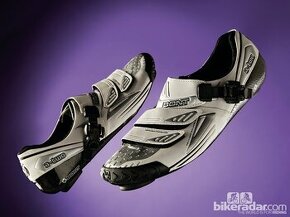 BONT RIOT + Black/ White carbonové tretry