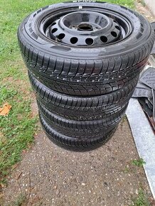 ZIMNÉ PNEUMATIKY 185/65 R15 NA DISKOCH - 1