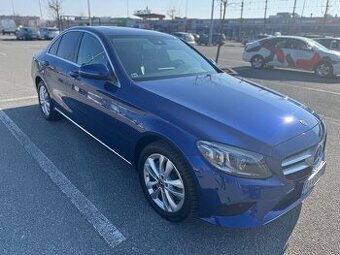 Mercedes c220d 4 matic sedan