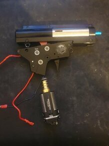 Retroarms mechabox + motor warhead