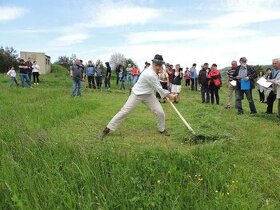 Kosenie ručnou kosou