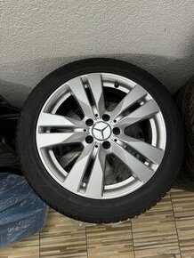 Elektróny Mercedes 235/45 R17 97V Zimné PNEU ET45