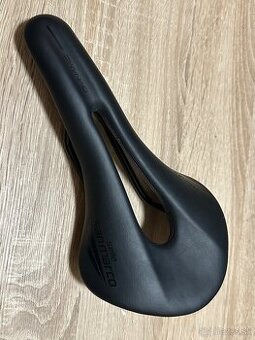 Selle San Marco Allroad Dynamic Wide sedlo