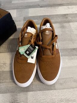 NOVÉ Dc Shoes Brown 46 NOVÉ