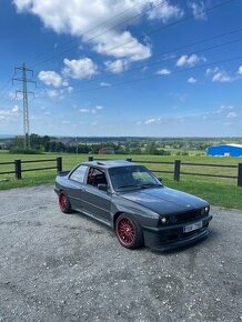 BMW E30 Coupe 330i M54