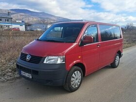 Volkswagen Transporter T5 Caravelle 1.9TDI 9-miestne