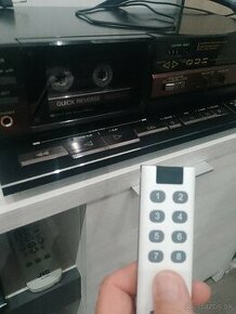 predám kazetový magnetofon deck AIWA AD-R 460+dialkové ovlad - 1