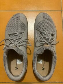 Vivobarefoot 41