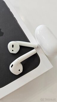 Apple AirPods 2nd Gen