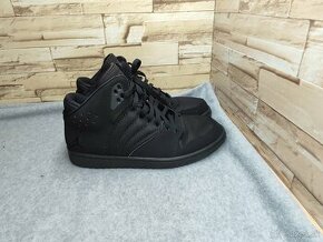 Air Jordan 44,5 - pánske čierne tenisky - 1