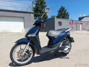 2017 PIAGGIO LIBERTY 125 i ABS naj, 4900 km po servisu