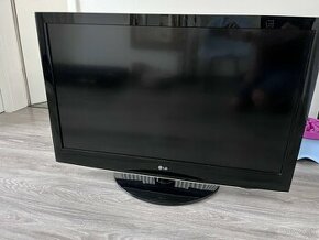 Predám Full HD LCD televízor LG 42LD420