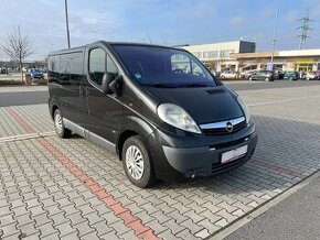 Opel Vivaro Tour 2.5 CDTi Westfalia 7 míst automat