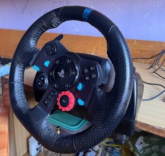 Logitech G29 + Logitech Driving Force Shifter