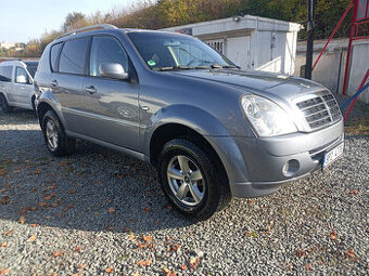 SsangYong Rexton, 2.7 XDi,4x4,r.11,navi ,7 míst