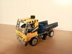 LEGO Technic 42147 Náklaďák so sklápačkou - 1