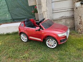 Auto na baterku audi q7