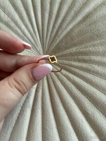 Krásny jemný prstienok štvorlístok Van Cleef rosegold