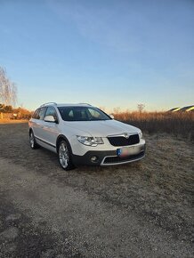 Škoda Superb 2.0TDI Dsg 4X4 Outdoor/Scout prvy majitel