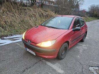 Peugeot 206 1,4 benzin 55 kw 550€