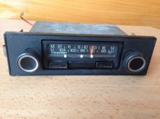 Auto rádio Blaupunkt + anténa od veterána