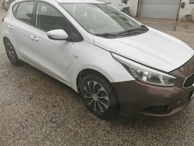 Kia ceed 1.4 crdi 6 rychlostne rok 2012 - 1