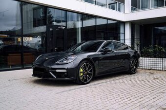 Porsche Panamera 4.0 Turbo S E-Hybrid