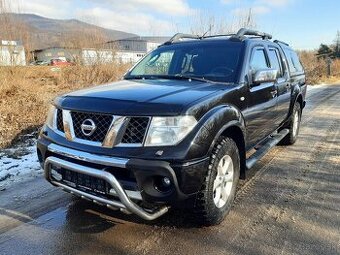 Nissan Navara DoubleCab 2.5D A/T uzávierka