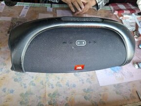 JBL Boombox 2