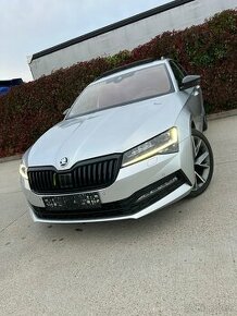 Škoda Superb Sportline 147KW model 2022 panoráma