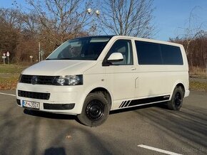 Volkswagen T5 Transporter Combi 2.0 TDI