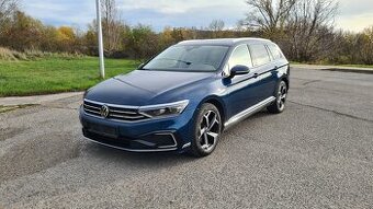 VOLKSWAGEN PASSAT VARIANT GTE 1.4 HYBRID DSG TOP STAV