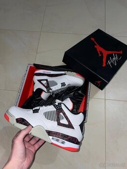 Air Jordan Retro 4 Flight Nostalgia - 1